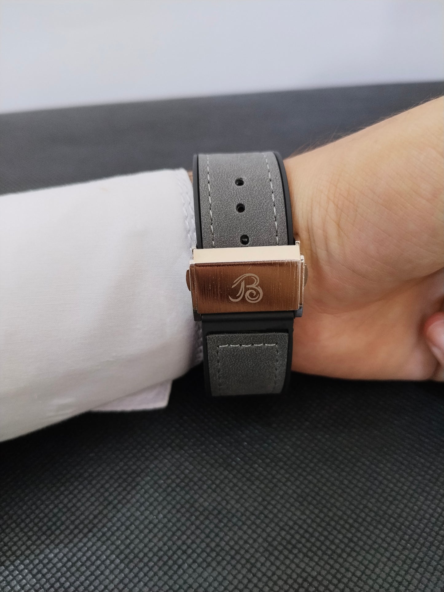 Hublot Black Plain With Grey Strap